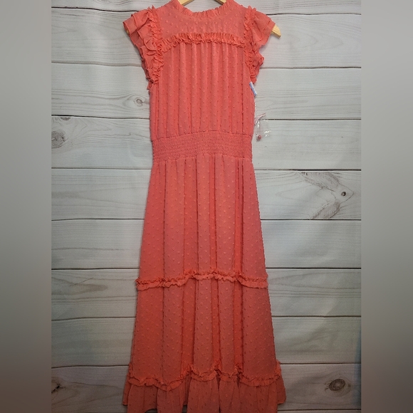 CeCe Dresses & Skirts - CeCe Clip Dot Flutter Sleeve Midi Dress Size NWT Size Small